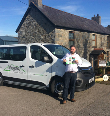 N www.hillyardhouse.com